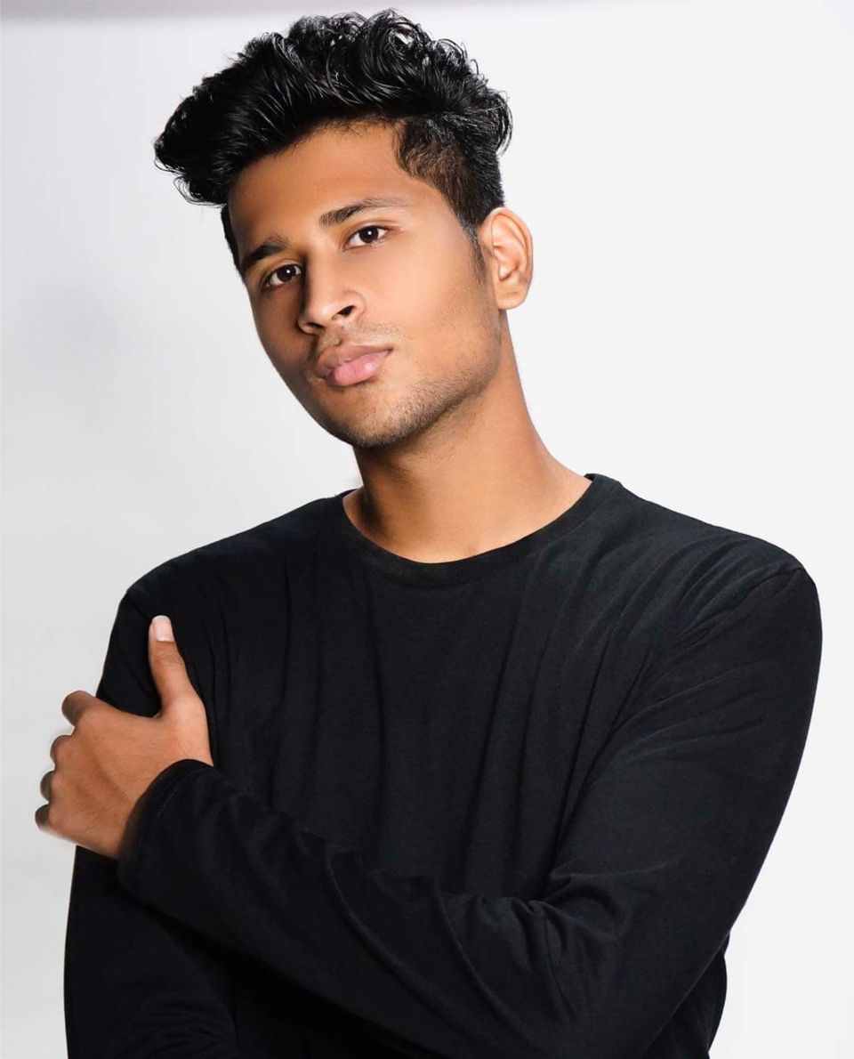 Yash Rajguru - CastYou